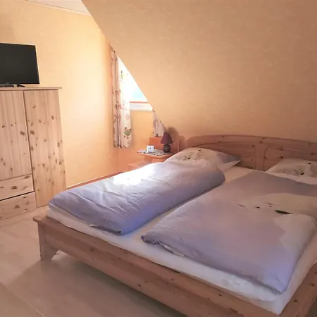 Biene's Baerenstube بيت ضيافة *